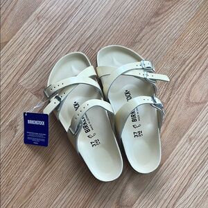 Birkenstock Franca Sandals - High Shine Butter Size 37